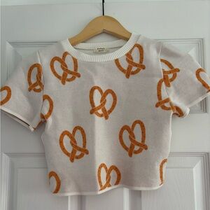 Debut Fun Pretzel Print T-Shirt